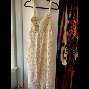 A Glow NWT Maternity Dress